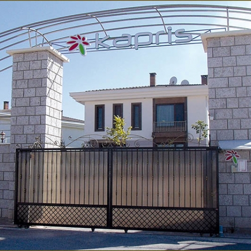 Bahçe kapıları